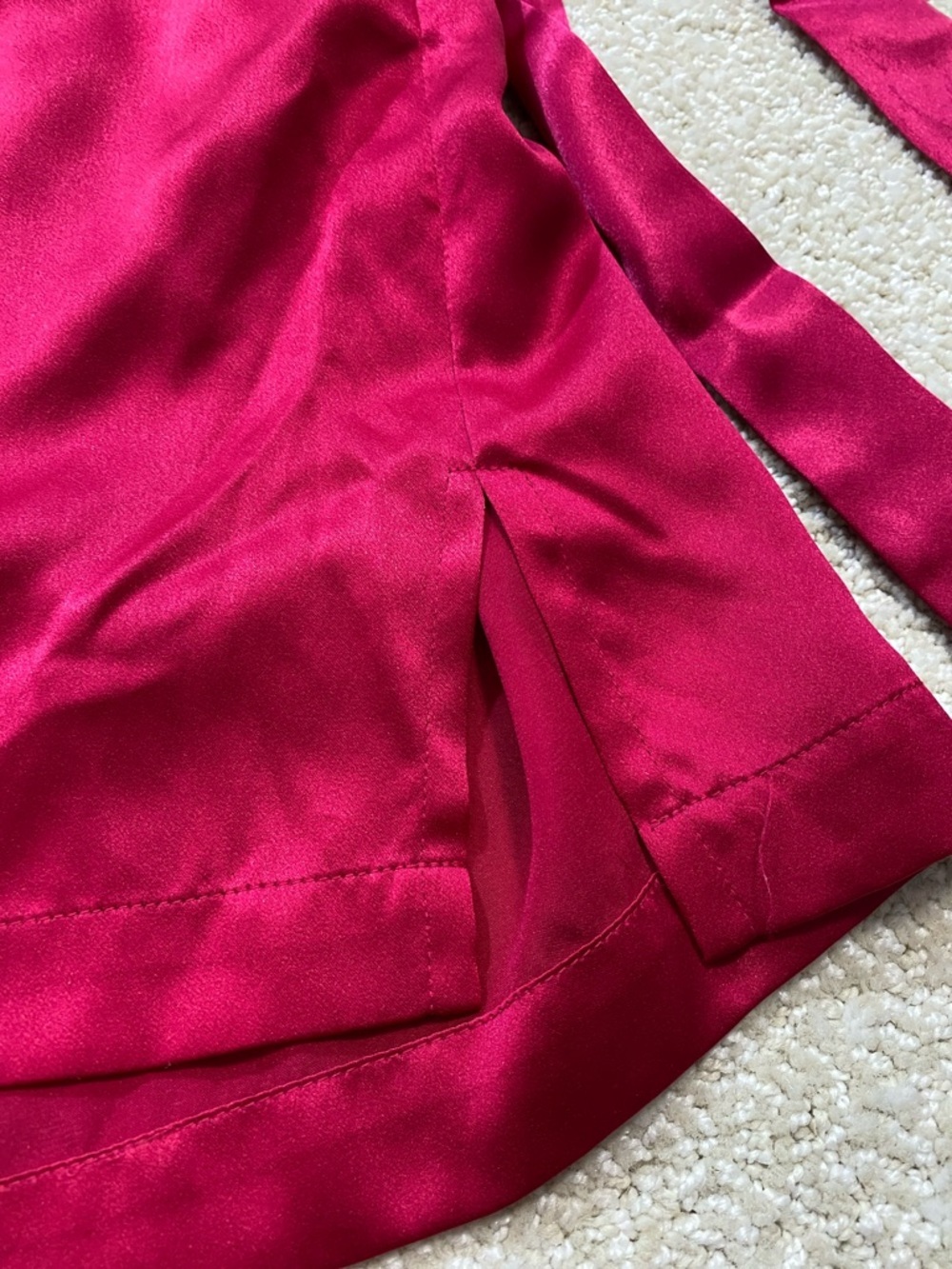 Victoria's Secret Fuchsia Satin Kimono Robe with Sheer Sleeves Size One Size - Picture 9 of 13